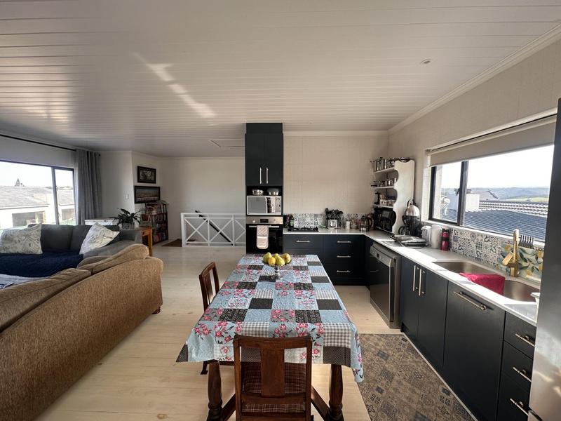5 Bedroom Property for Sale in Fraaiuitsig Western Cape